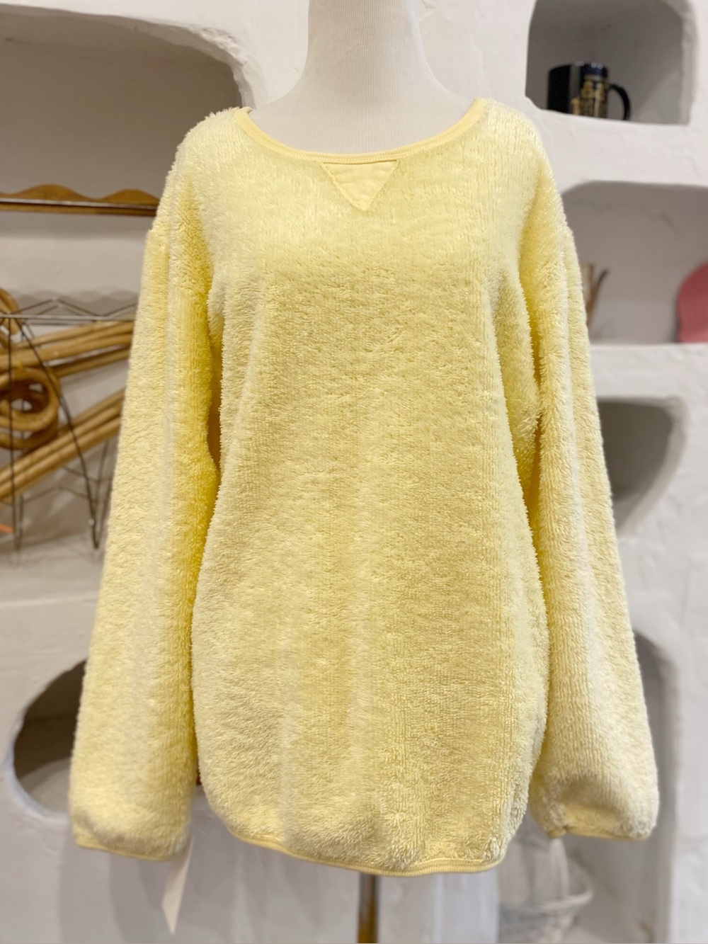 Vintage Yellow Terrycloth Fuzzy Texture Crewneck Long Sleeve Pullover Sweatshirt